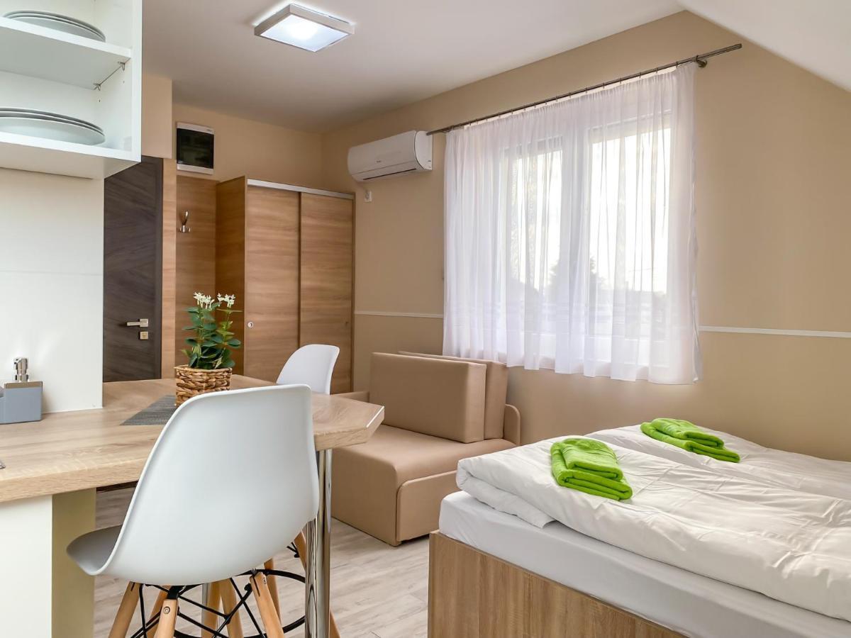 Aparthotel Fasor Vendeghaz Szegedin Exterior foto