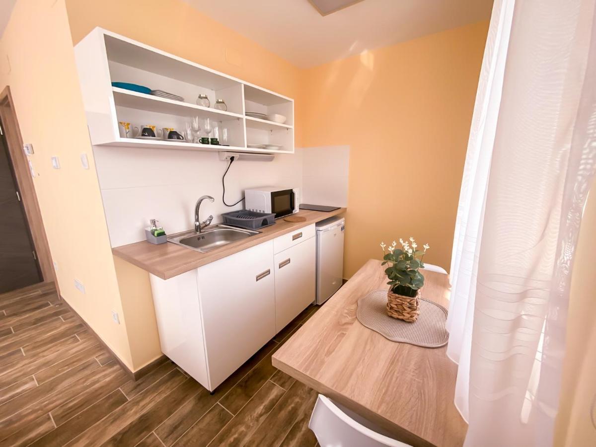 Aparthotel Fasor Vendeghaz Szegedin Exterior foto