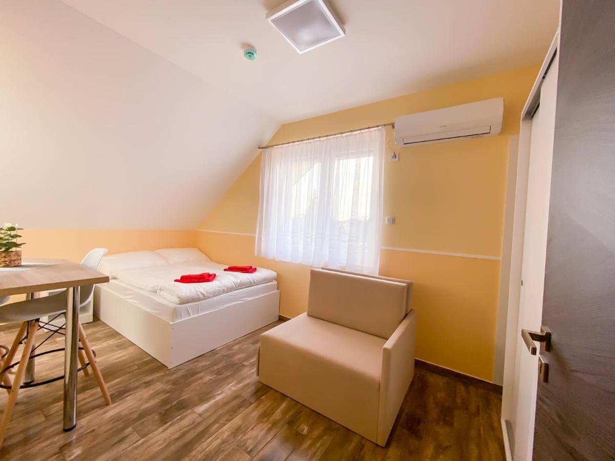 Aparthotel Fasor Vendeghaz Szegedin Exterior foto