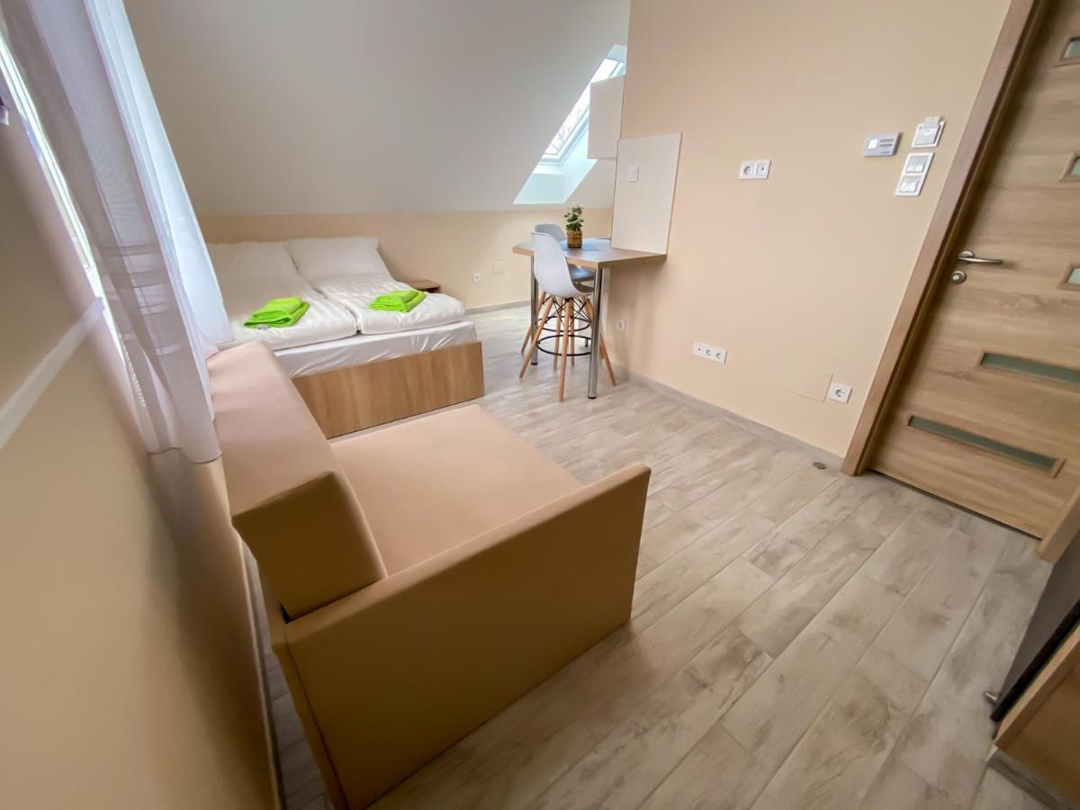 Aparthotel Fasor Vendeghaz Szegedin Exterior foto